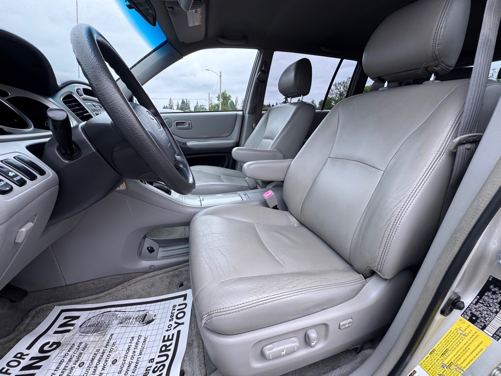 2005 Toyota Highlander Image 9