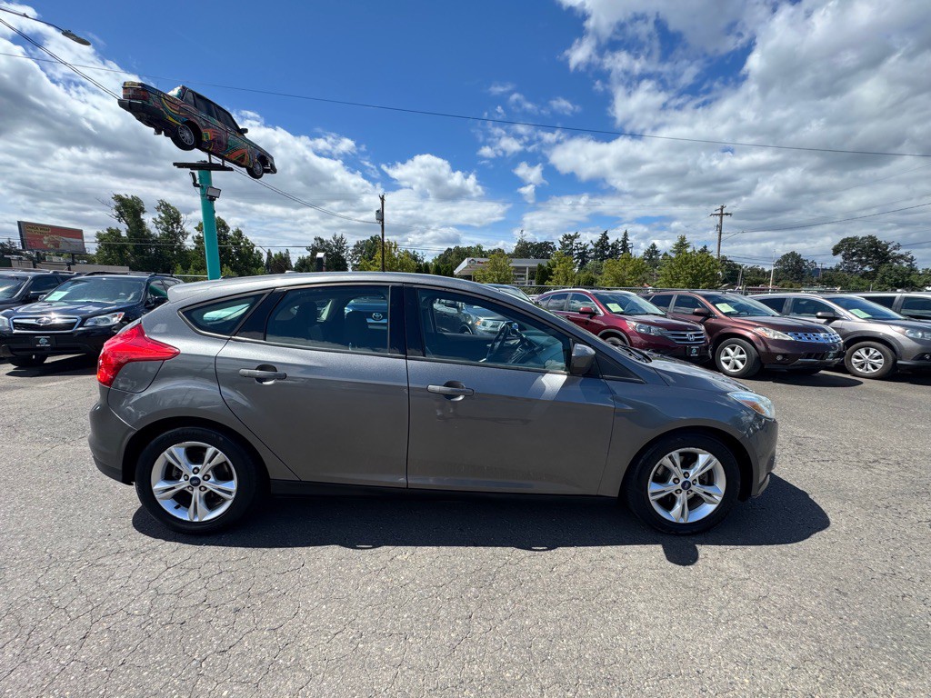 2012 Ford Focus Image 6