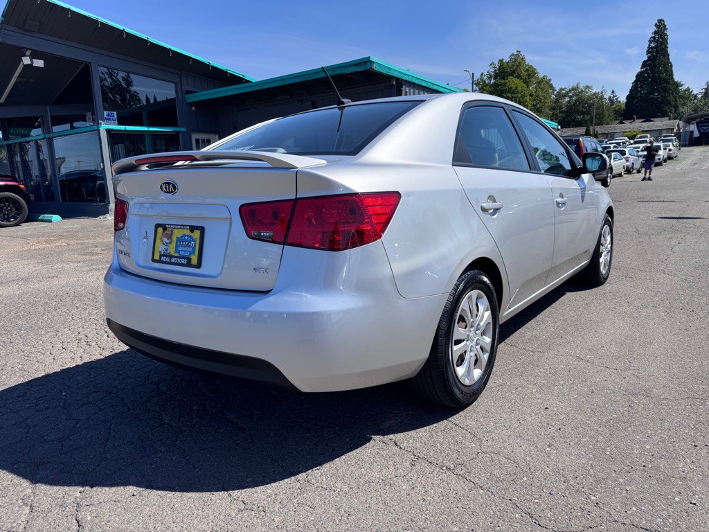 2012 Kia Forte Image 5