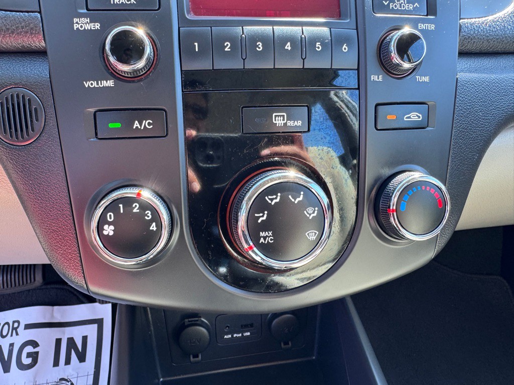 2012 Kia Forte Image 18
