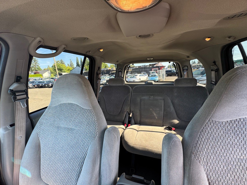1999 Ford Expedition Image 10