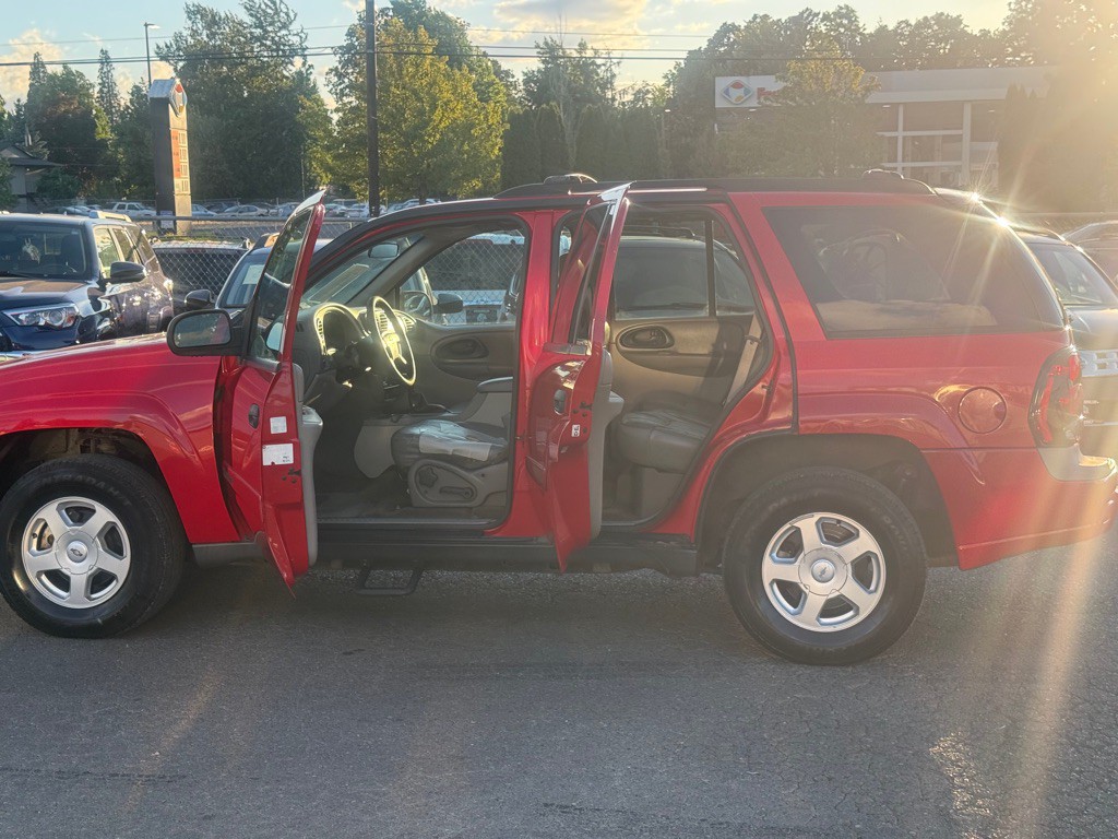 2002 Chevrolet Trailblazer Image 8