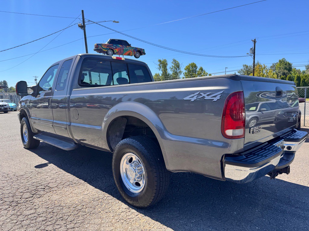 2003 Ford F-250 Image 3