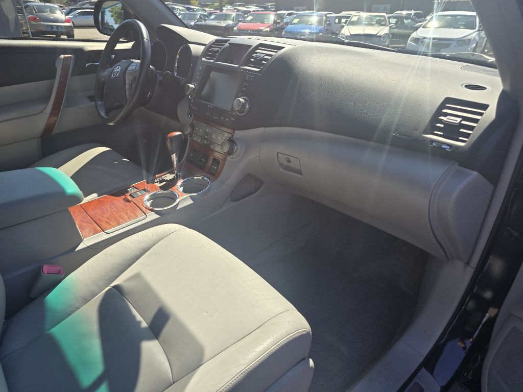 2008 Toyota Highlander Image 12