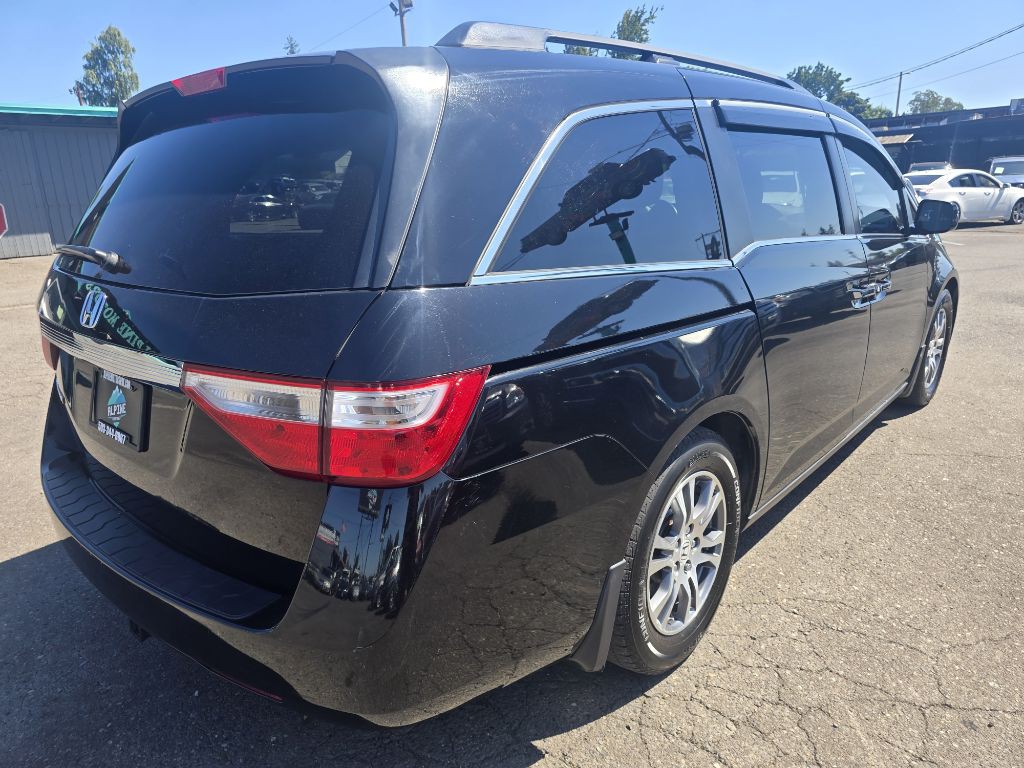 2013 Honda Odyssey Image 5