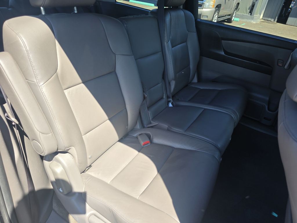 2013 Honda Odyssey Image 14