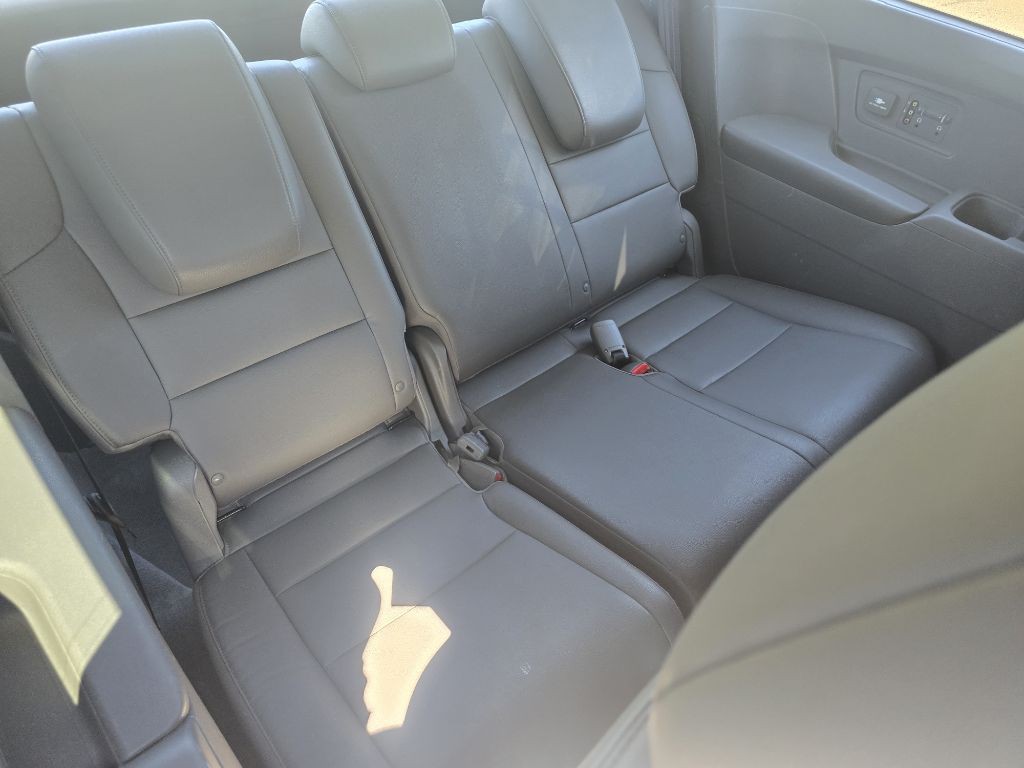 2013 Honda Odyssey Image 16