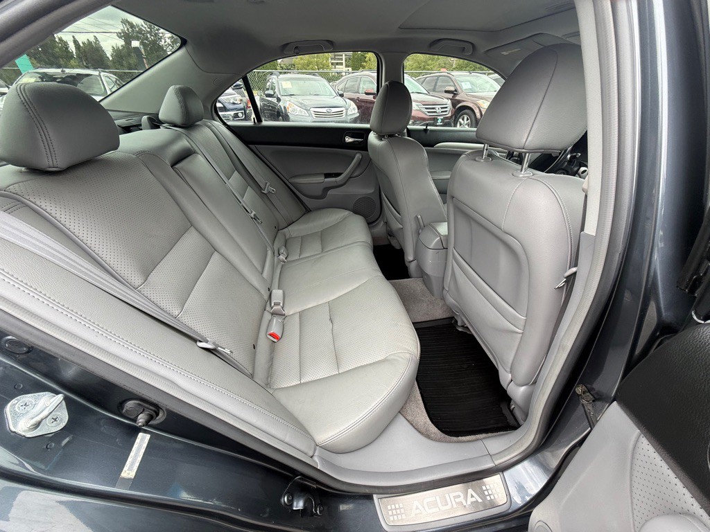 2004 Acura TSX Image 13
