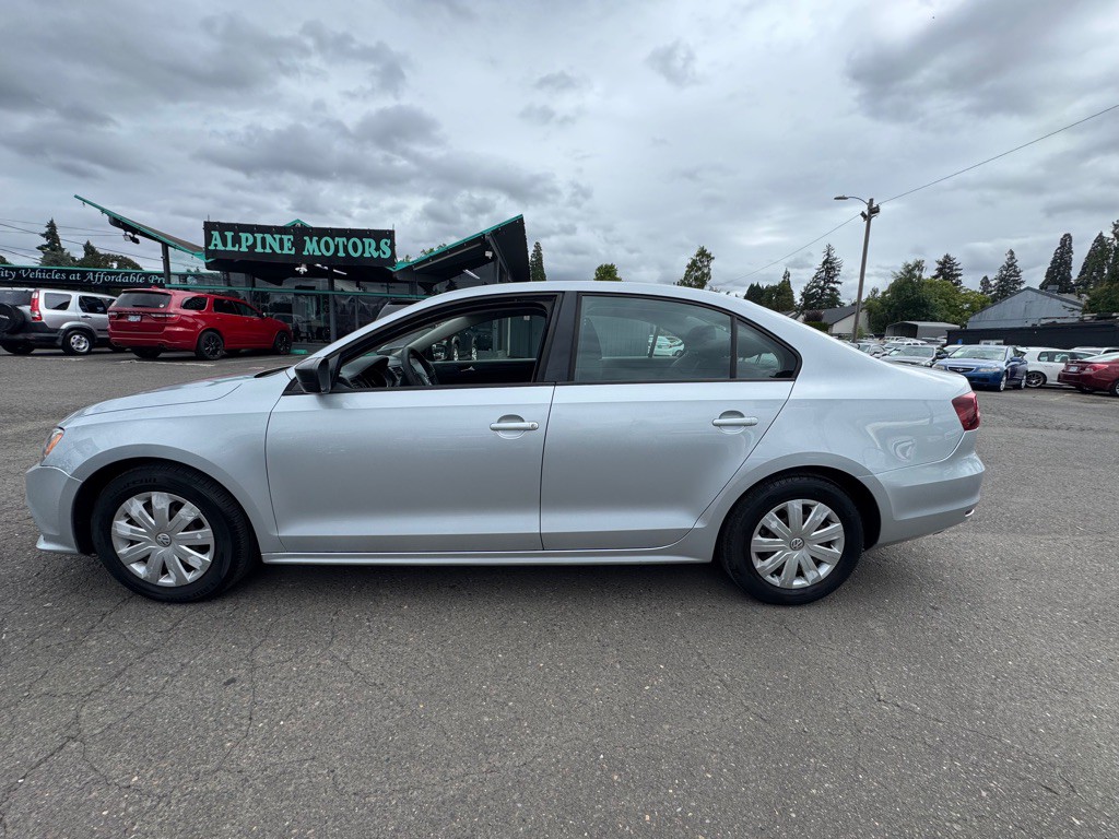 2016 Volkswagen Jetta Image 2