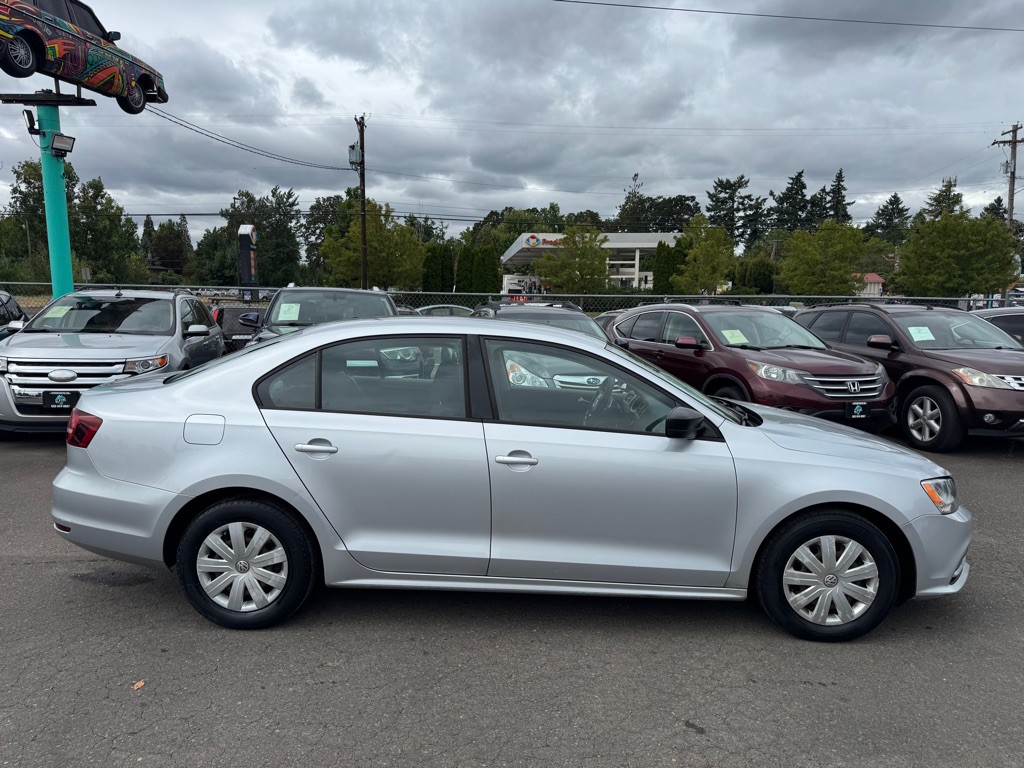 2016 Volkswagen Jetta Image 5