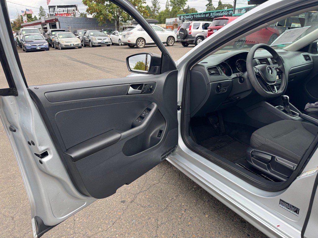 2016 Volkswagen Jetta Image 7