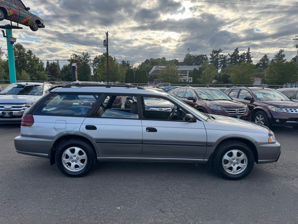 1999 Subaru Legacy Image 4