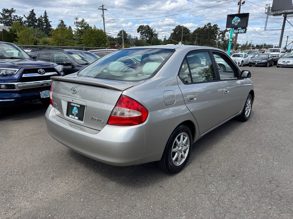 2001 Toyota Prius Image 4