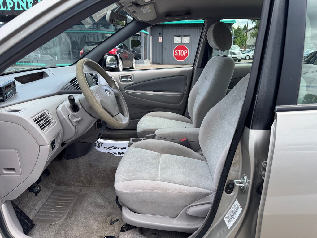 2001 Toyota Prius Image 9