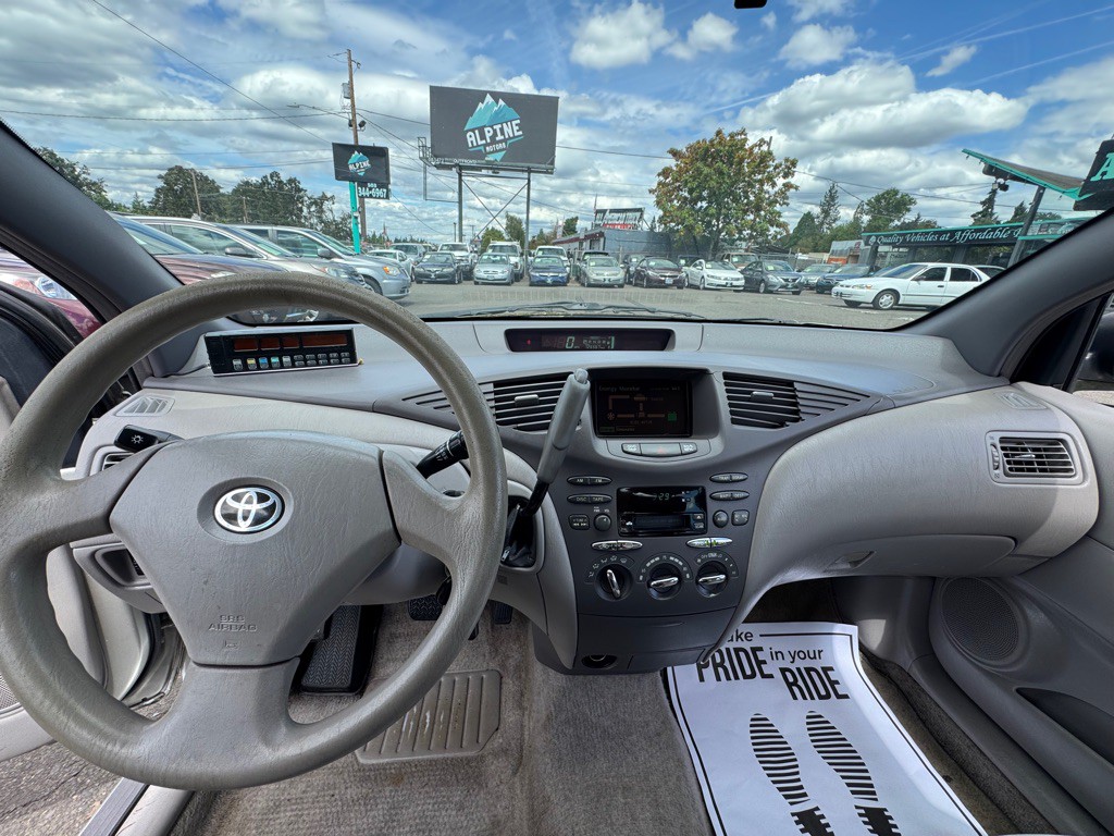 2001 Toyota Prius Image 10