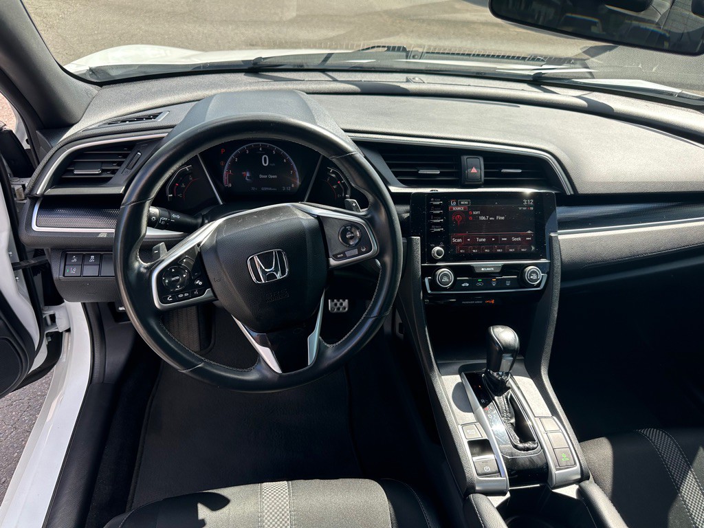 2020 Honda Civic Image 9