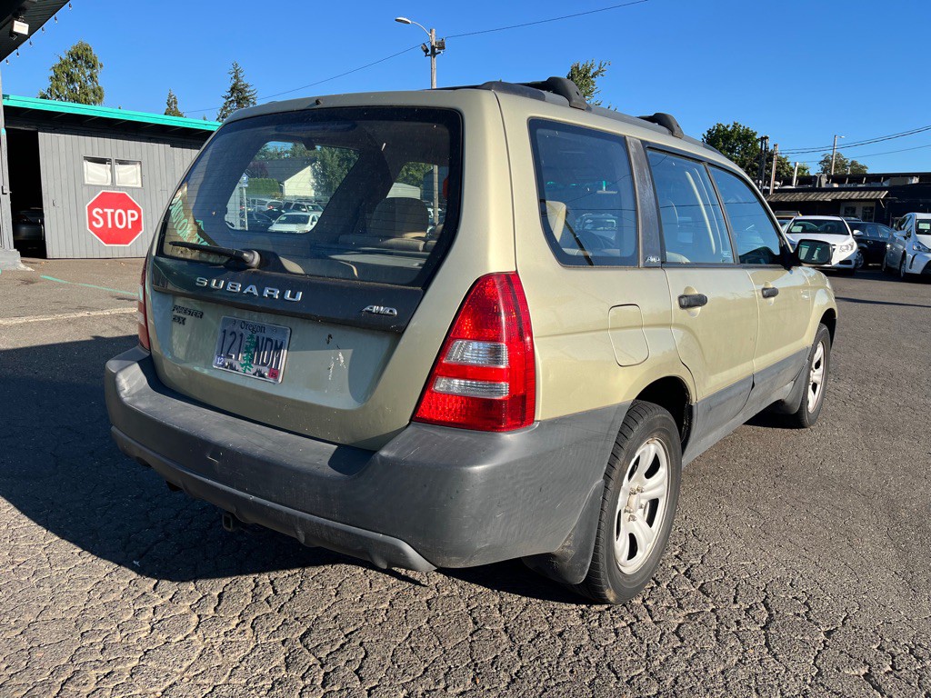 2004 Subaru Forester Image 5