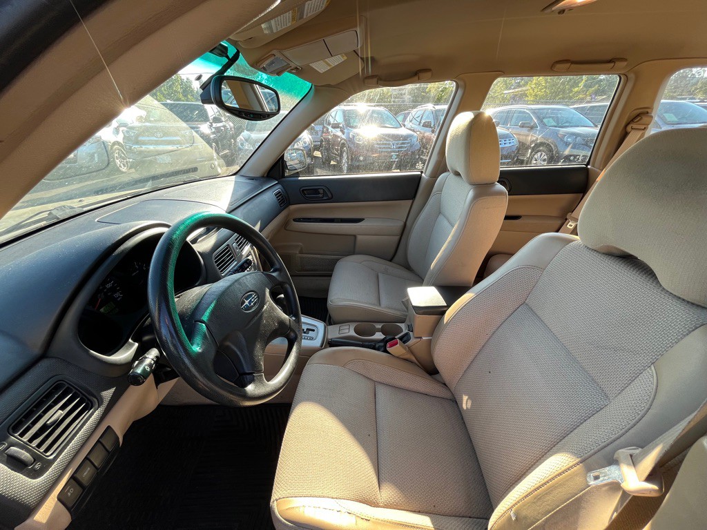 2004 Subaru Forester Image 9