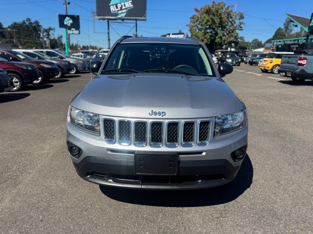 2016 Jeep Compass Image 2