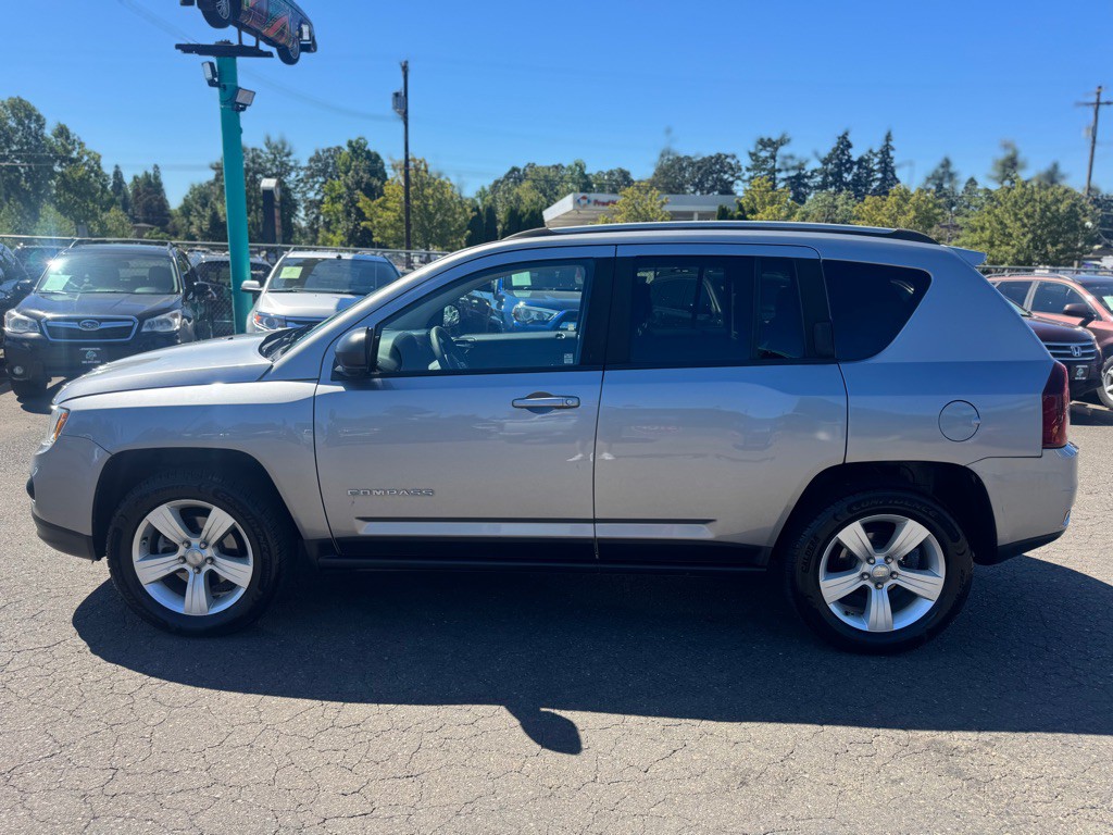2016 Jeep Compass Image 5