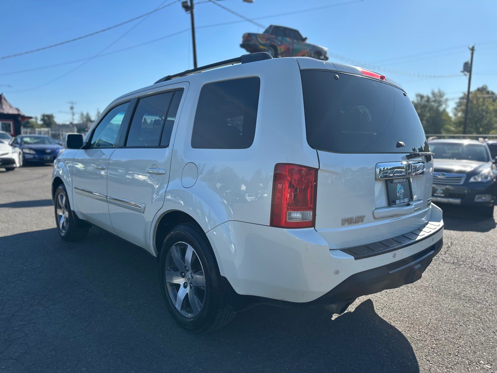2014 Honda Pilot Image 2