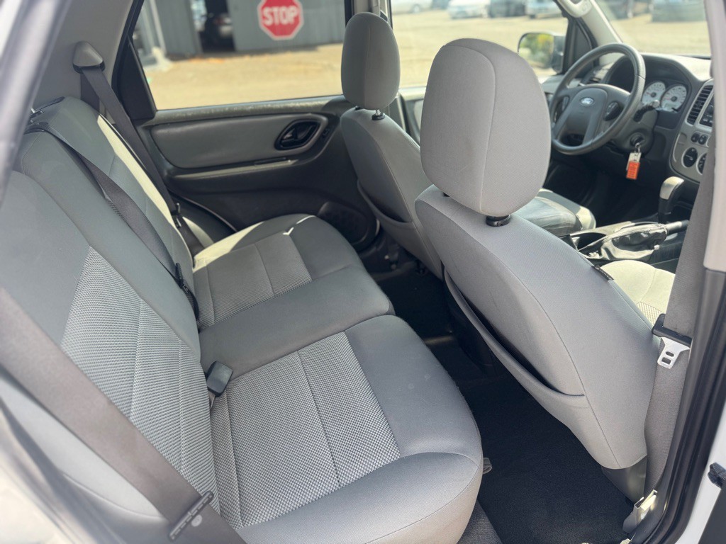 2006 Ford Escape Image 10