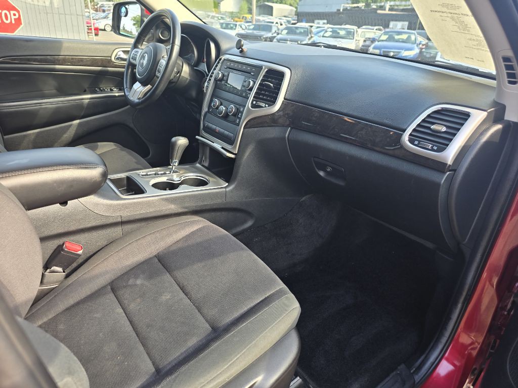 2012 Jeep Grand Cherokee Image 10