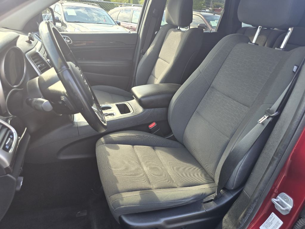 2012 Jeep Grand Cherokee Image 11