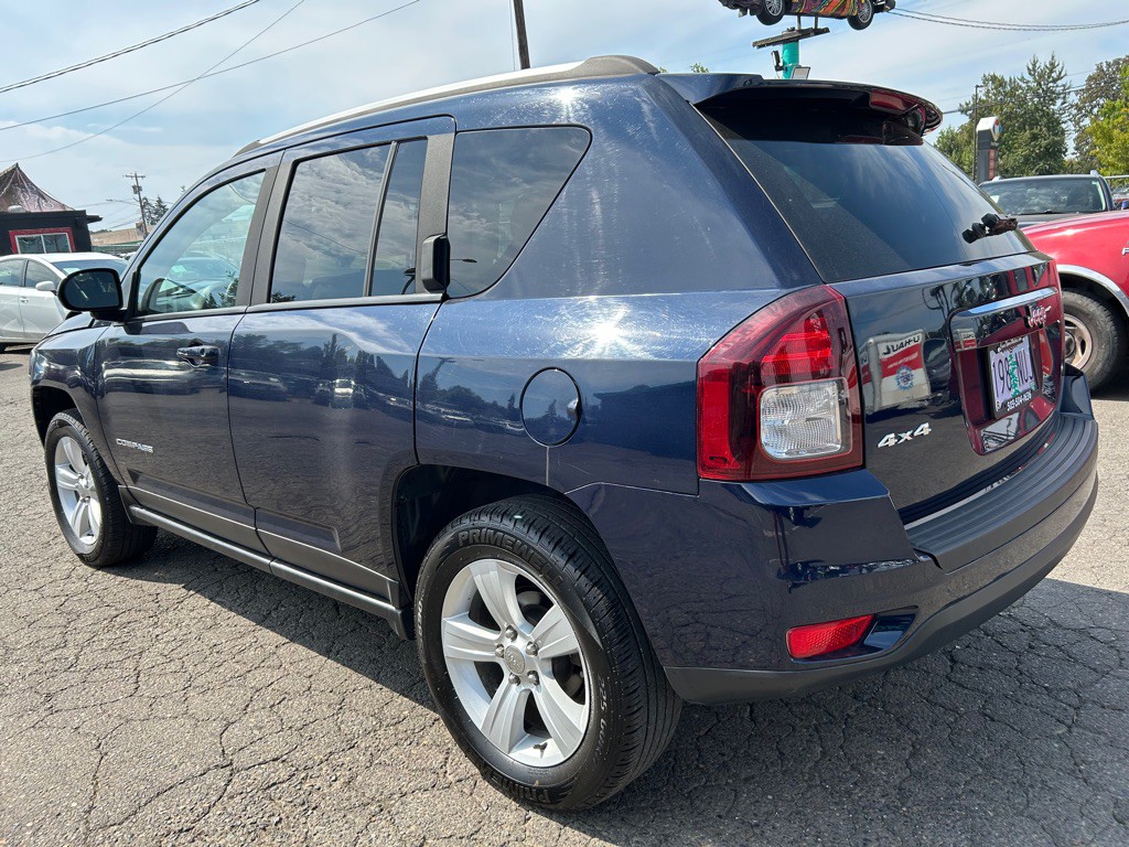 2016 Jeep Compass Image 2