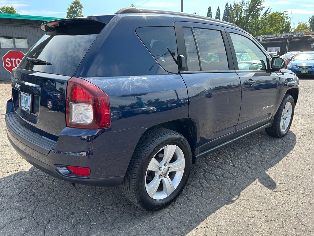 2016 Jeep Compass Image 4