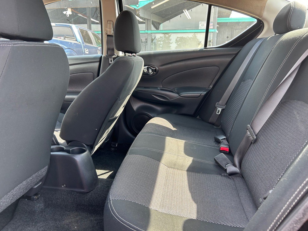 2018 Nissan Versa Image 8