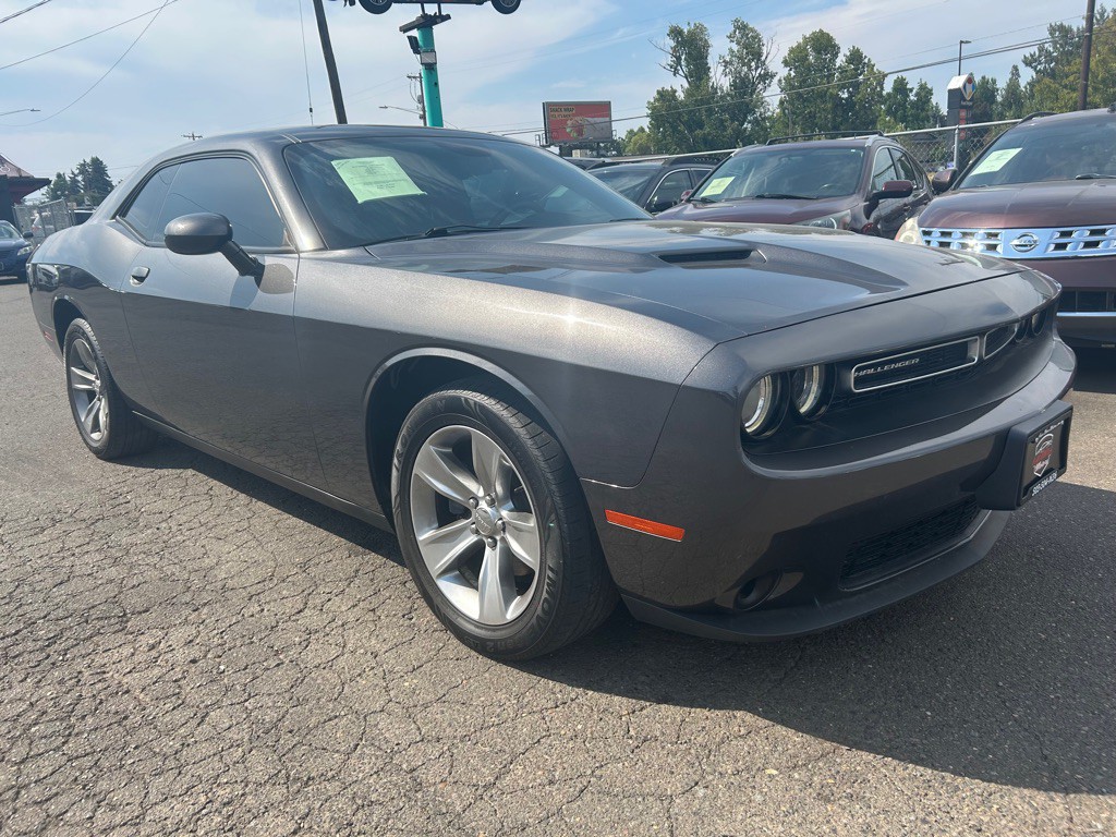 2016 Dodge Challenger Image 5