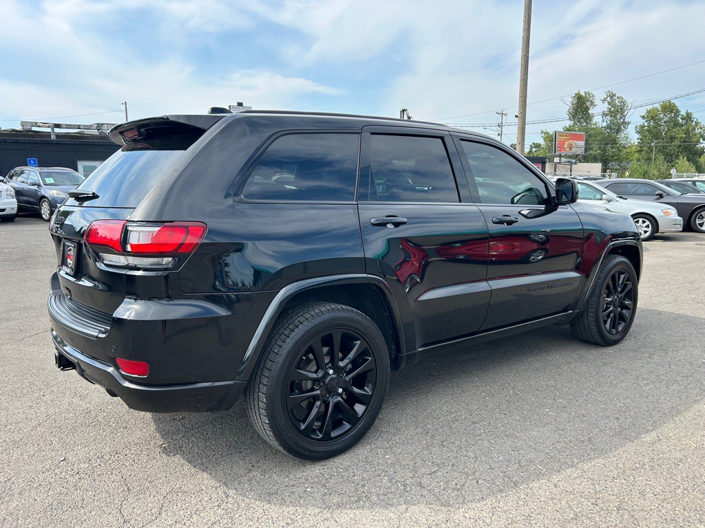 2020 Jeep Grand Cherokee Image 3