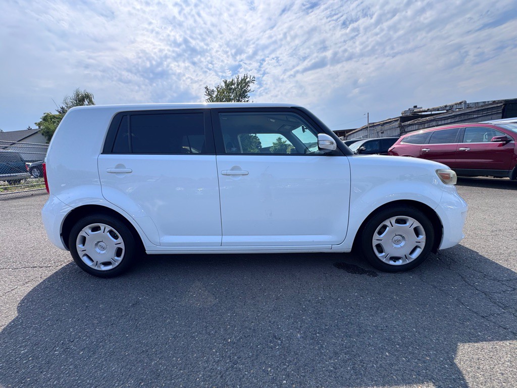 2008 Scion xB Image 6