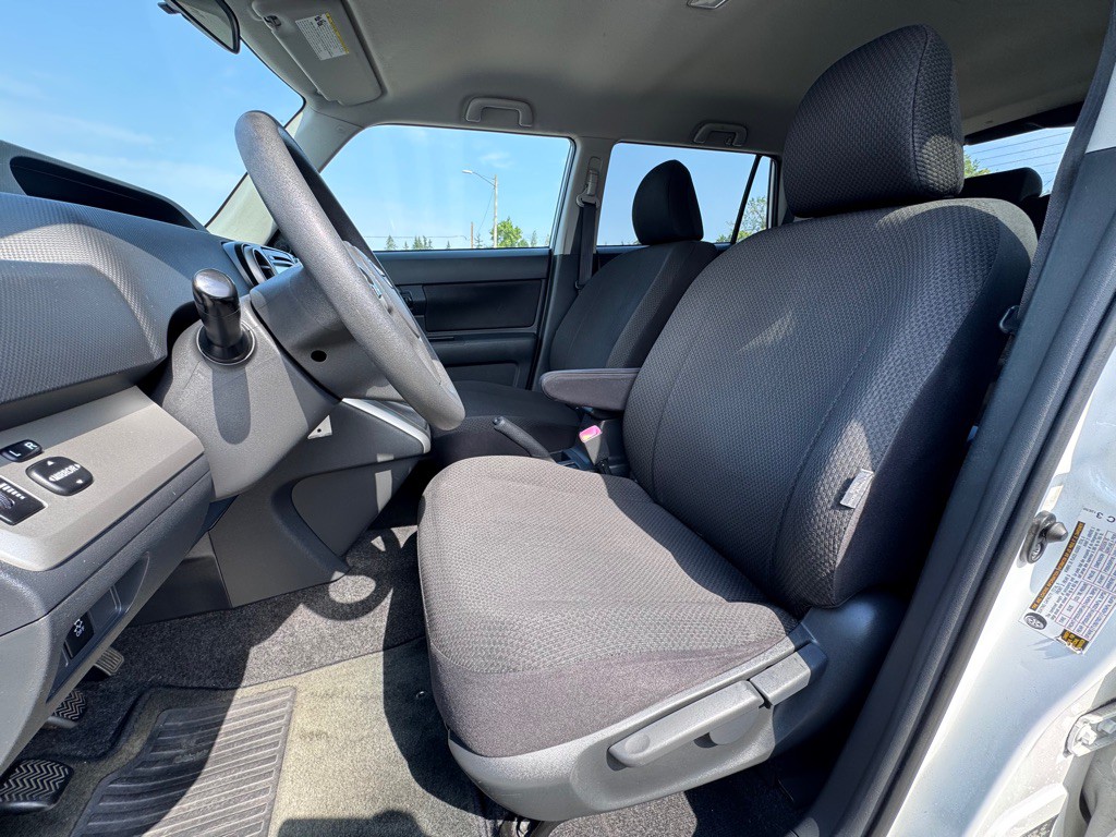 2008 Scion xB Image 9