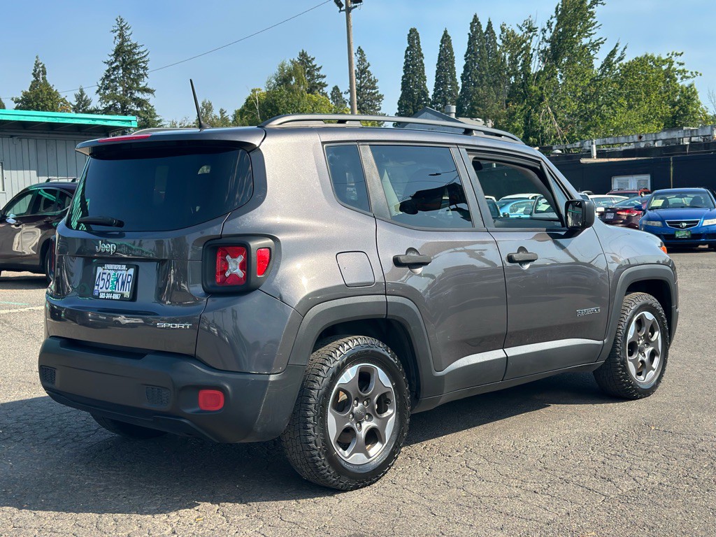 2017 Jeep Renegade Image 4