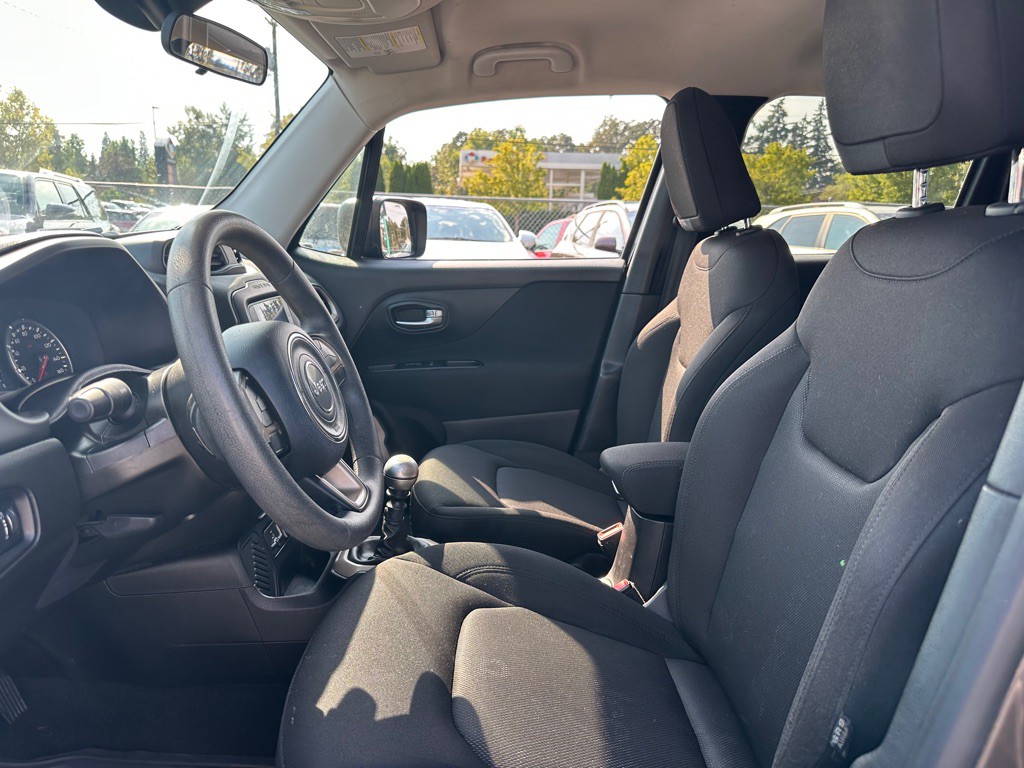 2017 Jeep Renegade Image 7