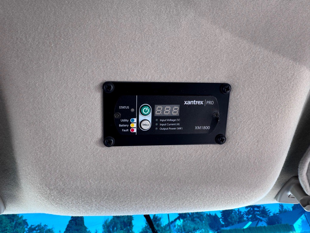 2015 Chevrolet Express Image 17