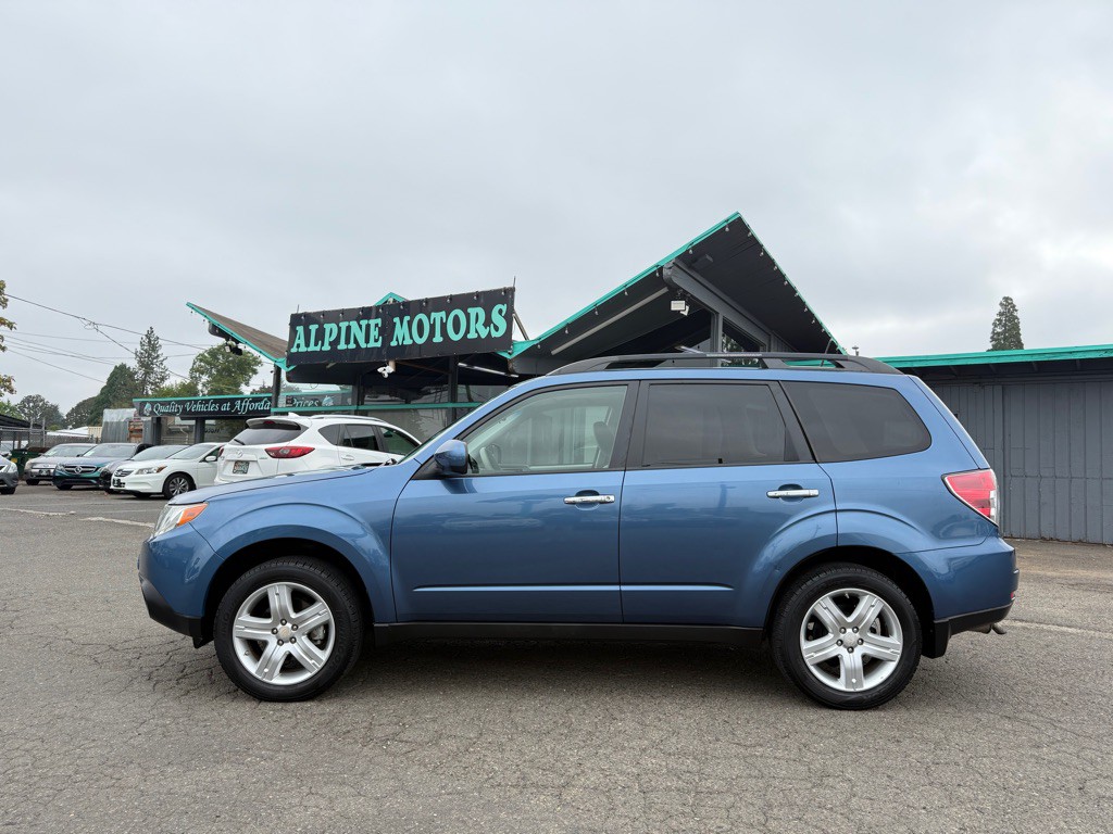 2009 Subaru Forester Image 2