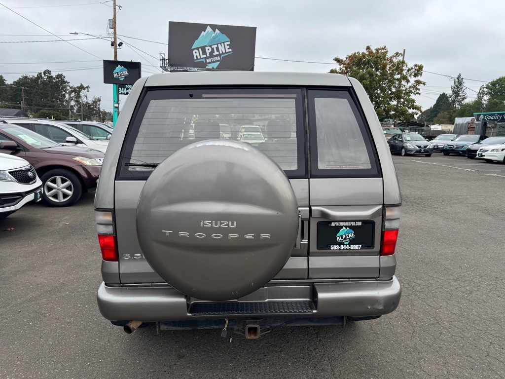 2000 Isuzu Trooper Image 4
