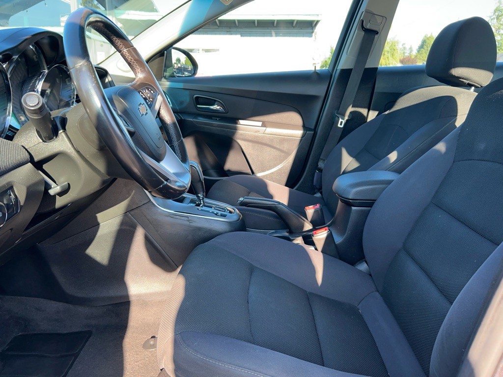 2014 Chevrolet Cruze Image 7