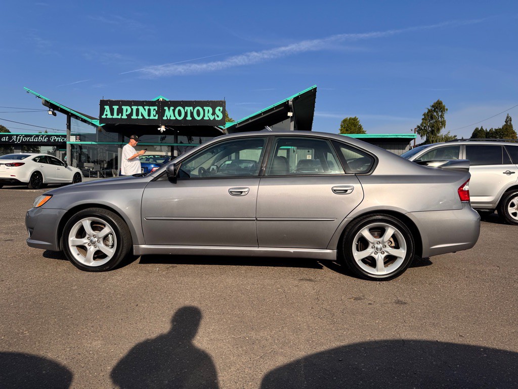 2008 Subaru Legacy Image 2
