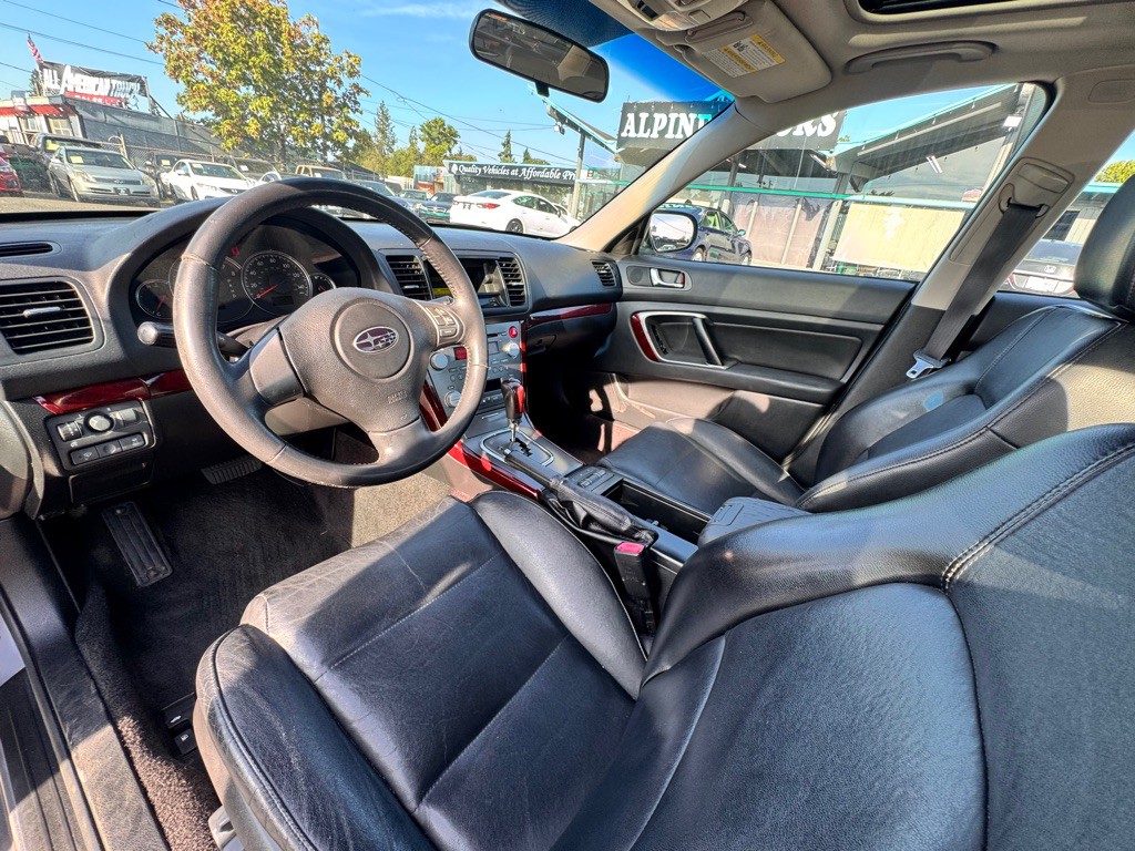 2008 Subaru Legacy Image 8