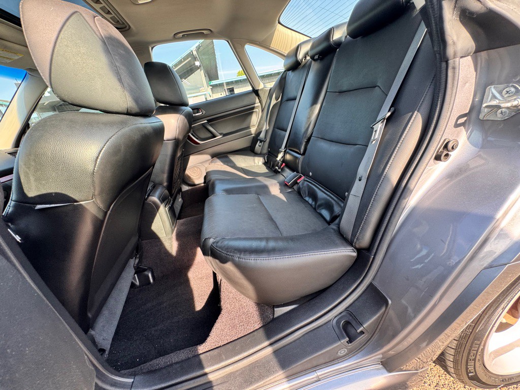 2008 Subaru Legacy Image 10