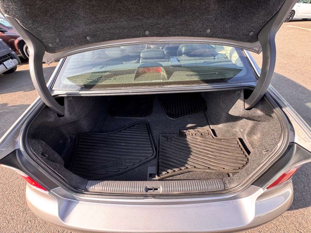 2008 Subaru Legacy Image 11