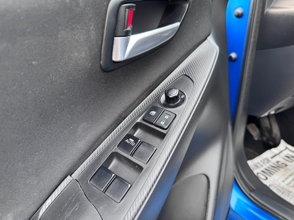 2018 Toyota Yaris Image 14