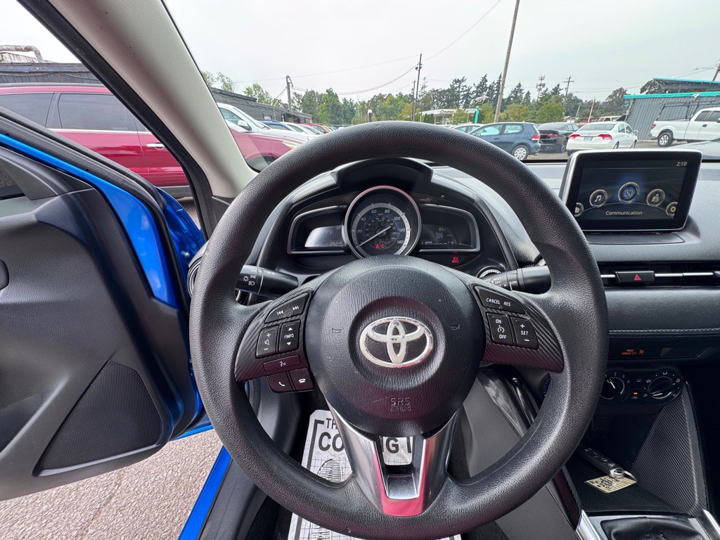 2018 Toyota Yaris Image 15