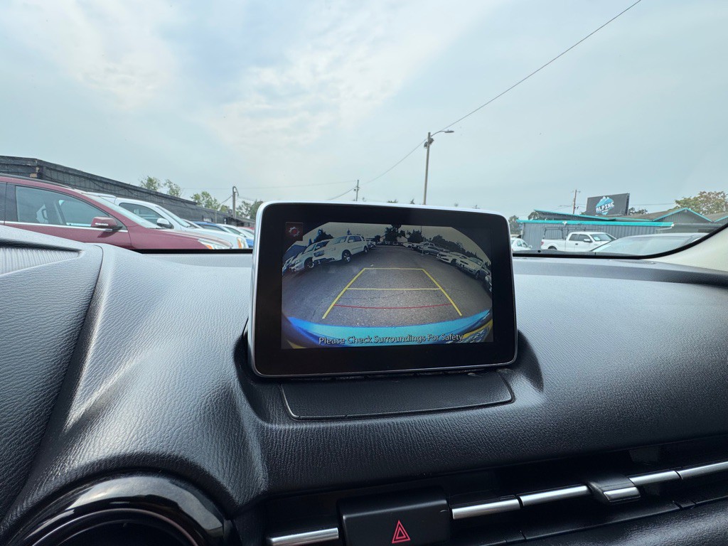 2018 Toyota Yaris Image 17