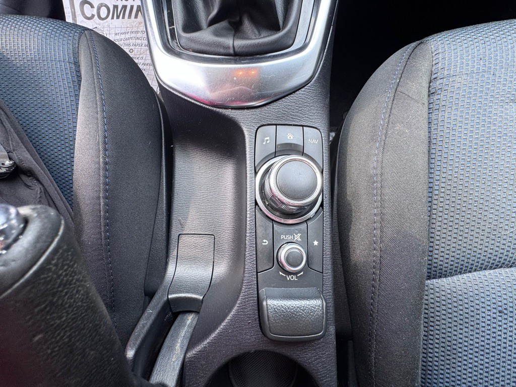 2018 Toyota Yaris Image 20
