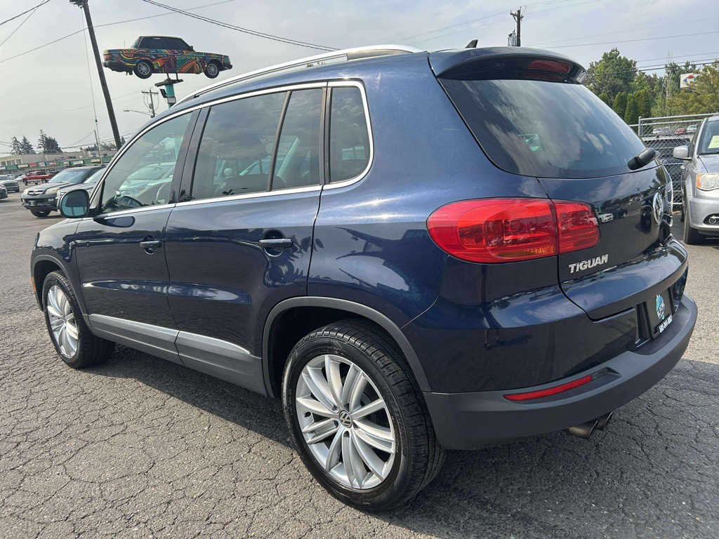 2014 Volkswagen Tiguan Image 2